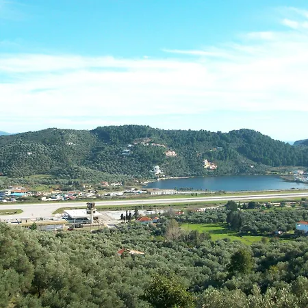 アパート L&m Skiathos *