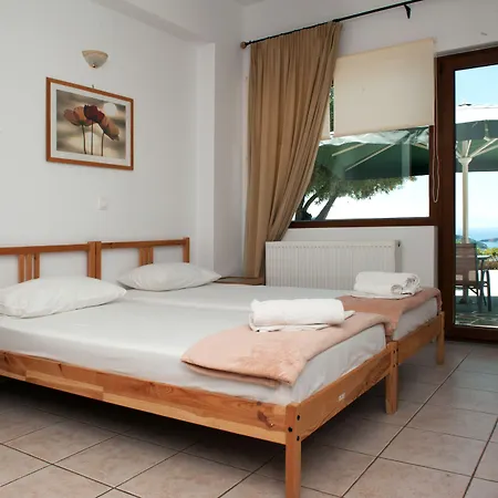 L&m Skiathos *