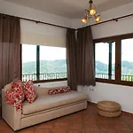 L&m Skiathos Apartamento *