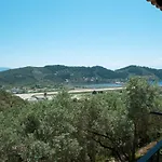 L&m Skiathos