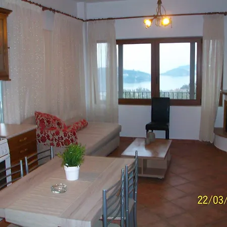 L&m Skiathos * Kalivia (Skiathos)