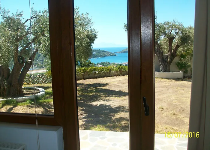 L&m Skiathos Kalivia (Skiathos)